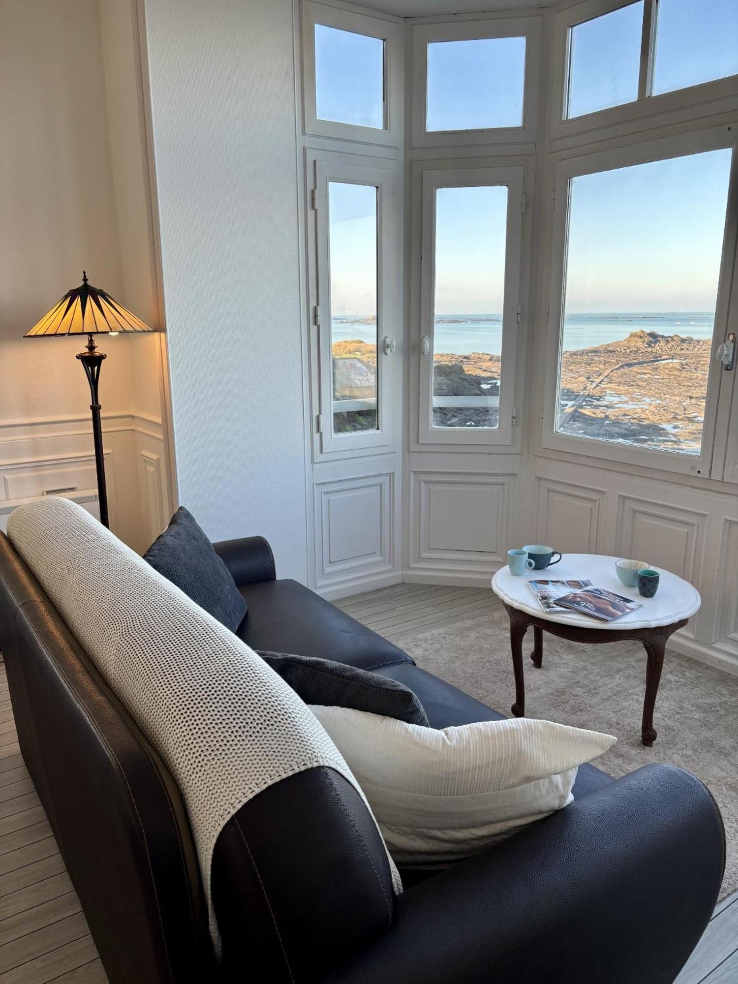 Villa Xixe Vue Mer Dinard Rum bild